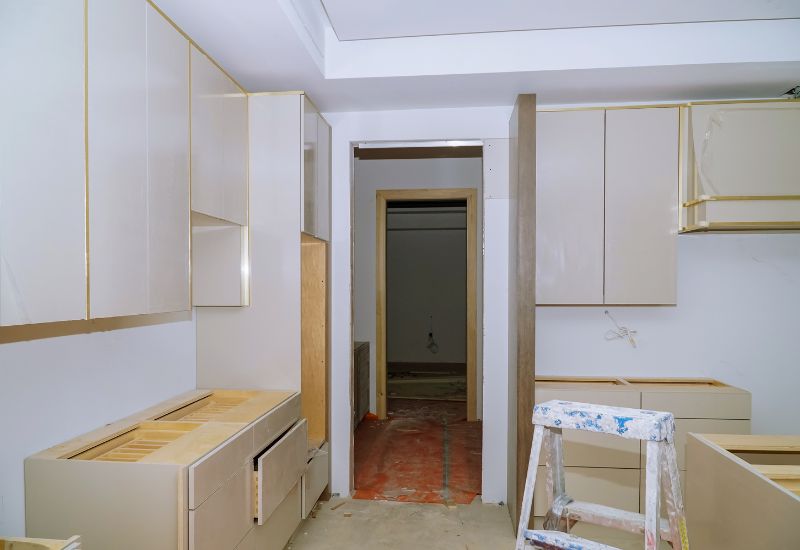 Rénover un appartement à Saint-Étienne : budget, délais et solutions clés en main